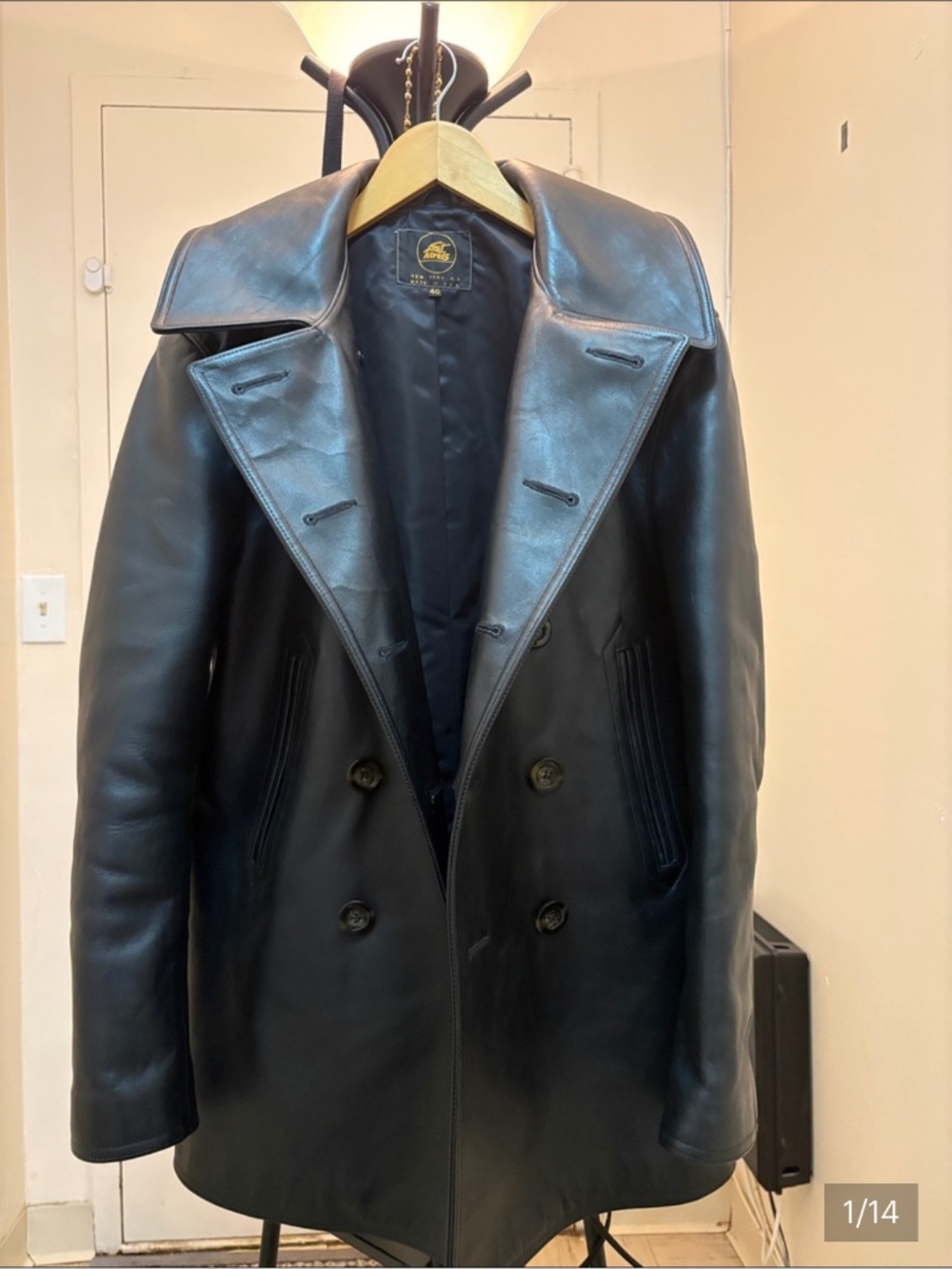 SCHOTT NYC BLACK LEATHER BOUBLE-BREASTED PEA COAT WITH WIDE LAPELS SIZE : 40